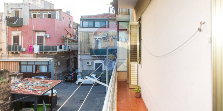 2025102394657-995515-13