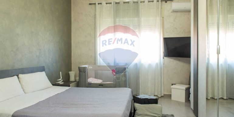 2025102395922-995510-12