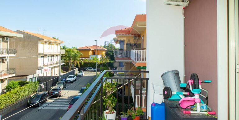 2025102395942-995510-18