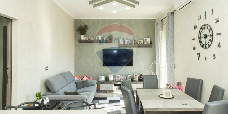 2025102395952-995510-21