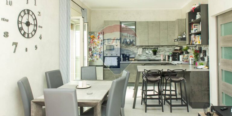 2025102395959-995510-23