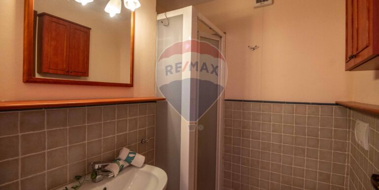 20251024103914-534758-19