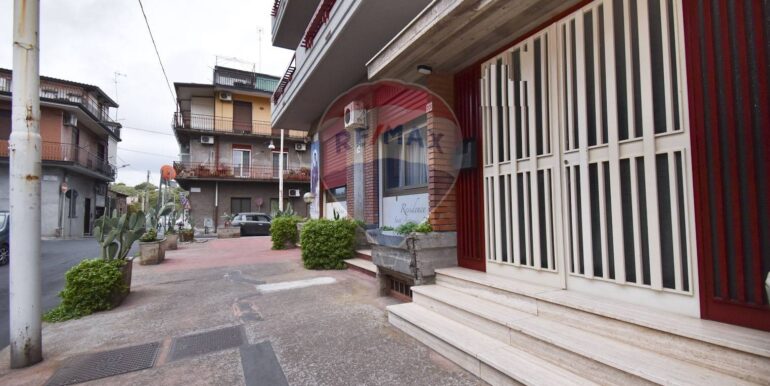 20251024123710-994399-4