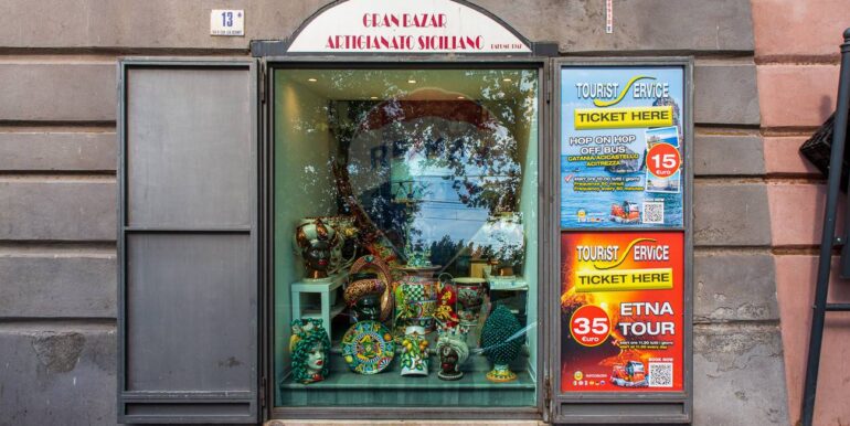 20251024144327-995905-12