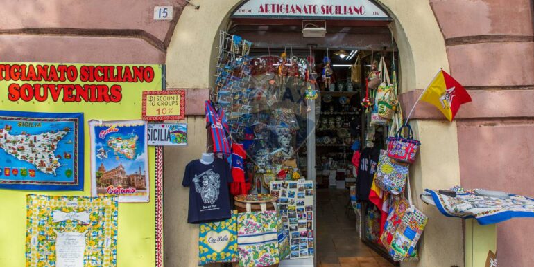 20251024144331-995905-13