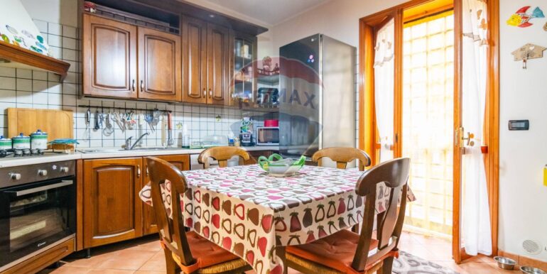 20251024150541-995571-8