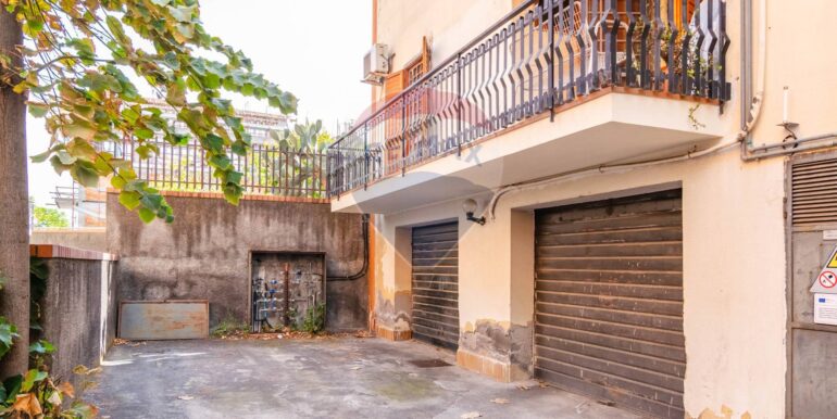 20251024150600-995571-13