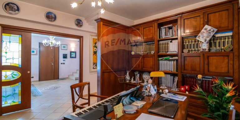 20251024162150-995953-5