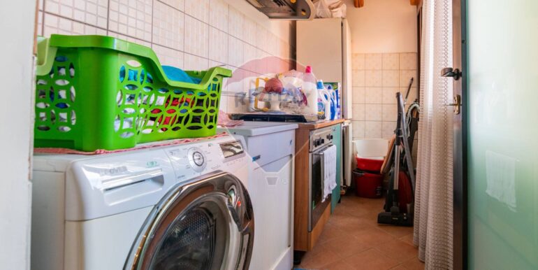 20251024162210-995953-11