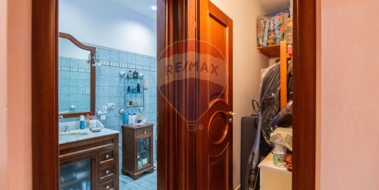 20251024162222-995953-15