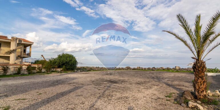 20251024183817-995974-15