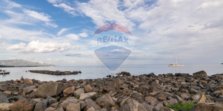 20251024183823-995974-17