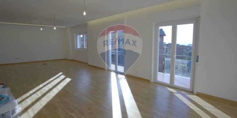 20251025133933-995876-1