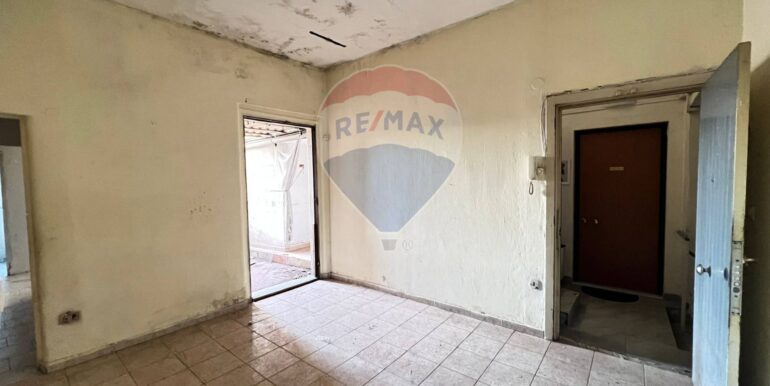 20251025225658-996109-6