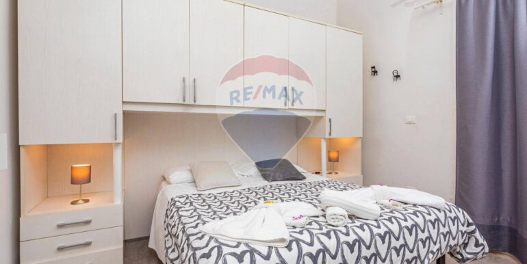 2025102583748-996028-10