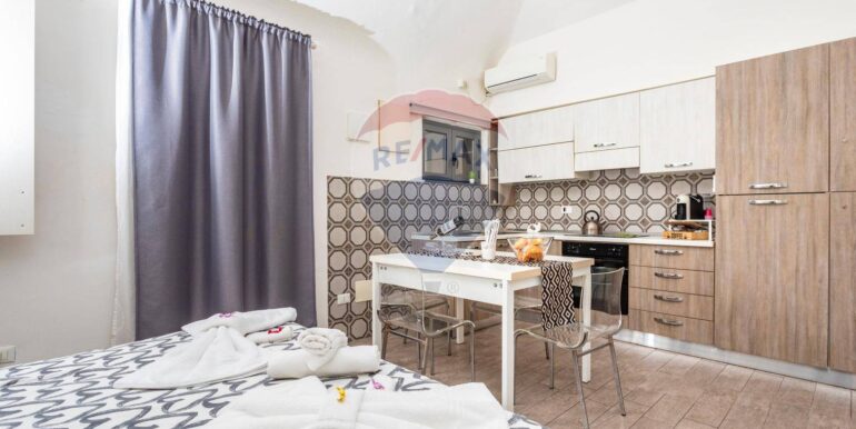 2025102583748-996028-5