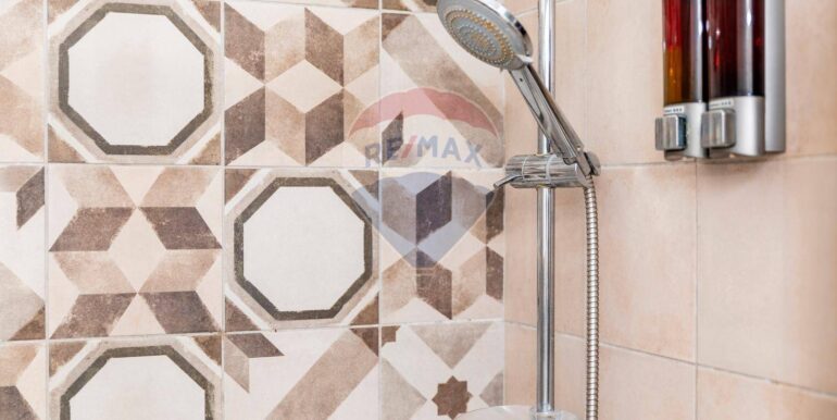 2025102583748-996028-8