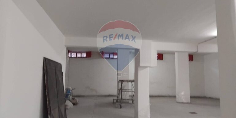 20251026115544-996118-9