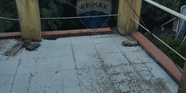 20251026122011-995352-18