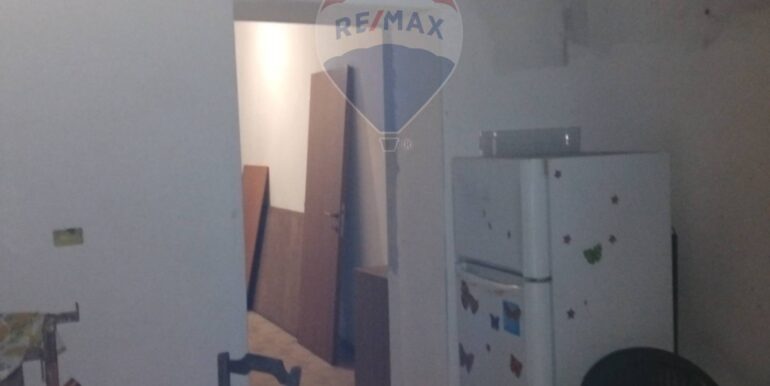 20251026122102-995352-33