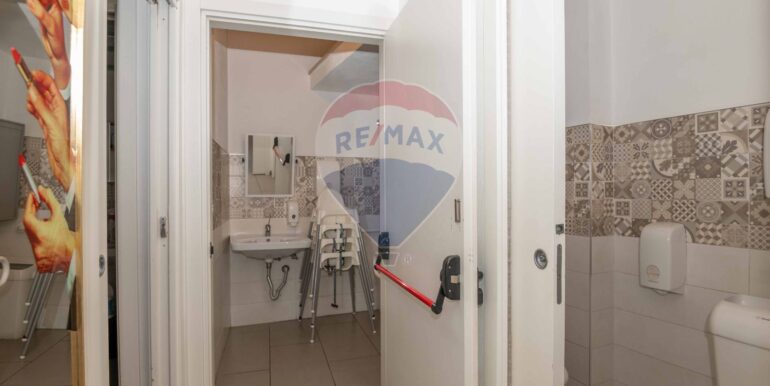 20251026163637-995894-6