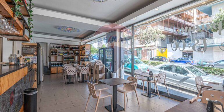 20251026163709-995894-15