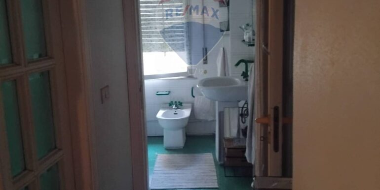 20251026171346-996122-12