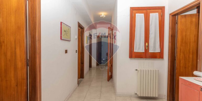 20251026212508-992733-2