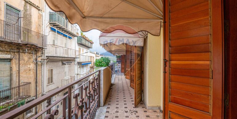 20251026212520-992733-5