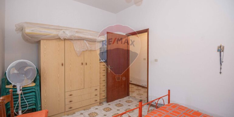 20251026213405-992752-8