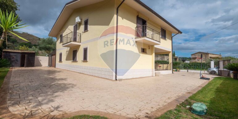 20251026214824-987469-62