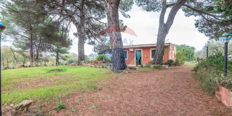 20251026215635-987093-3