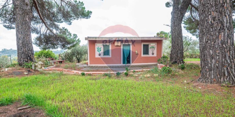 20251026215640-987093-4