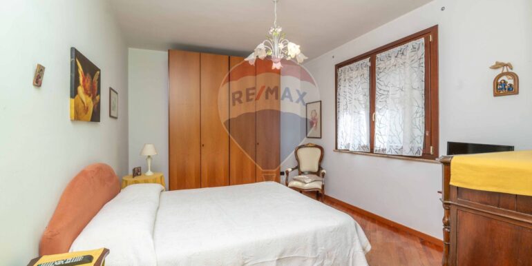 20251026224324-996124-9