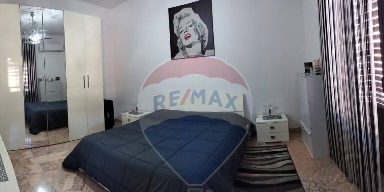 20251026225404-996113-7