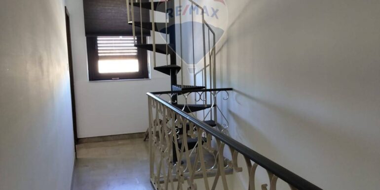 20251026225407-996113-9