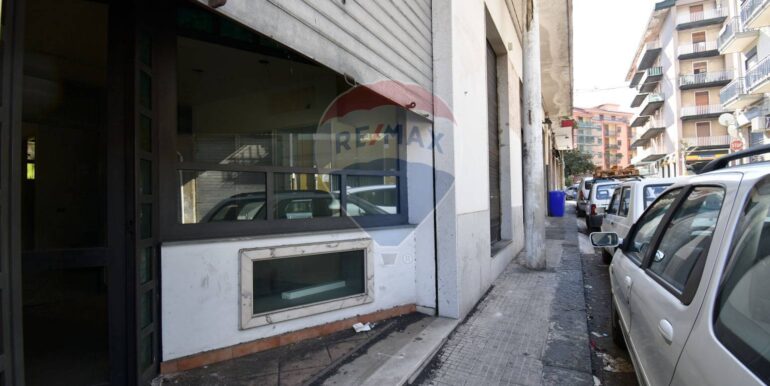 20251026230026-996129-2