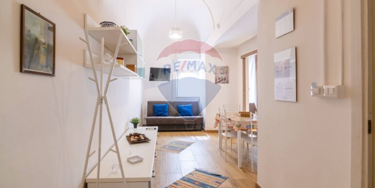 20251026231755-995702-17