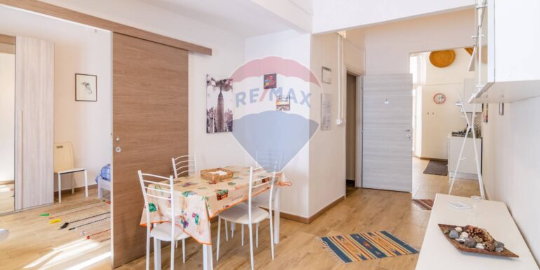 20251026231758-995702-18