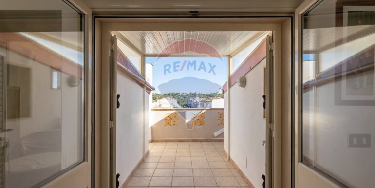 20251026234613-996136-3