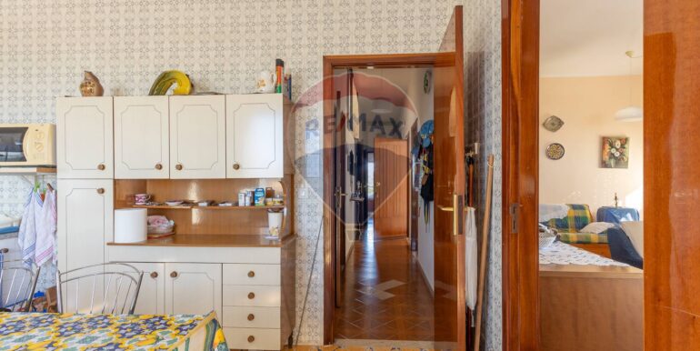 20251026234715-996136-16