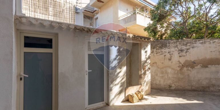 20251026234720-996136-17