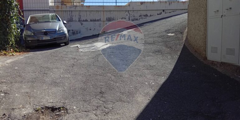 20251027111343-996070-14