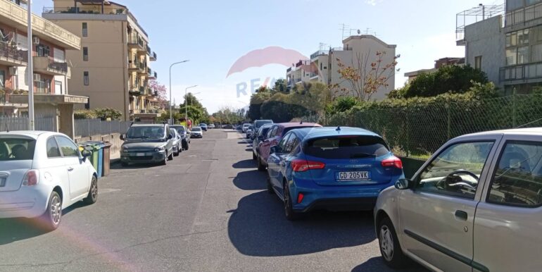 20251027111905-996070-10