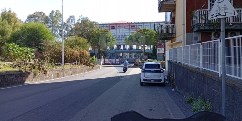 20251027111908-996070-11