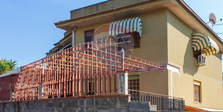 20251027123321-996249-14