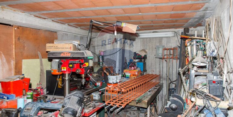 20251027123457-996249-17