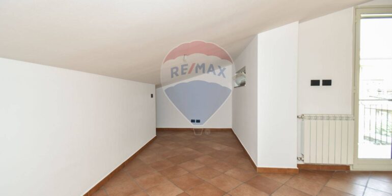 20251027123601-996236-13