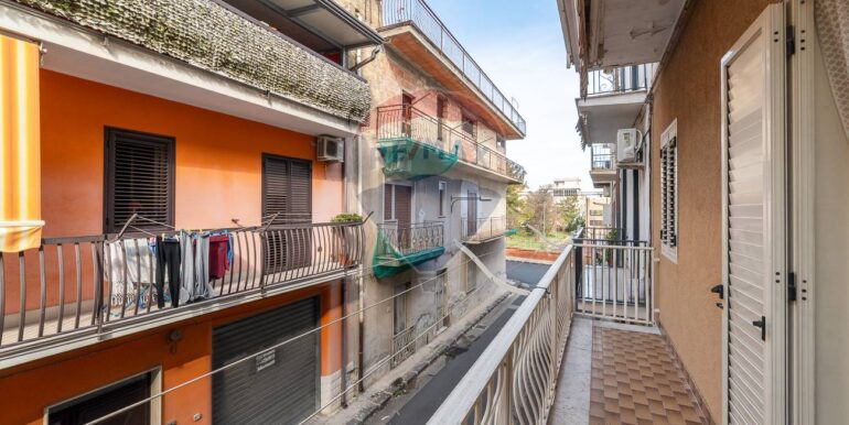 20251027160101-996266-14