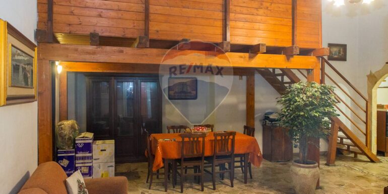 20251027181436-996381-3